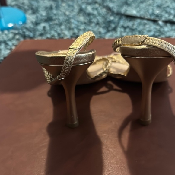 Michael Kors Leather Gold Heel Sandals - Picture 5 of 11